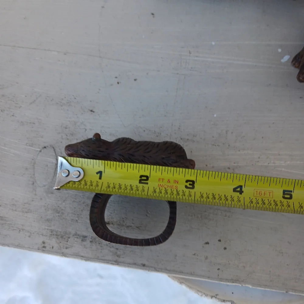Set of 4 Folk Art Brown Bear Ceramic Faux Wooden Napkin Rings Rustic Cabin‎